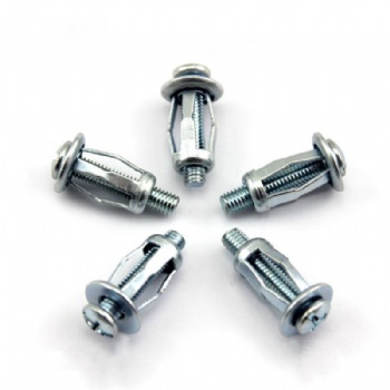 Petal-shaped nut expansion screw